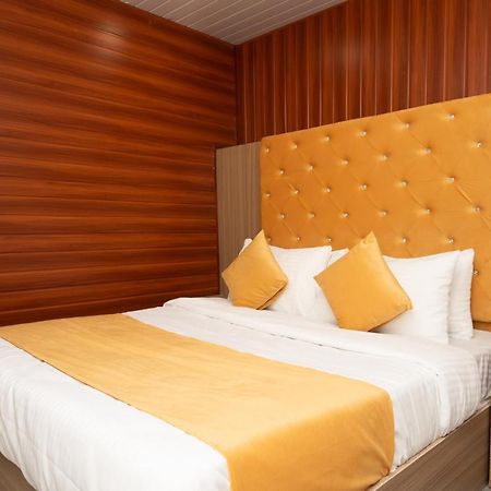 Hotel Priceless Suite Bombay Exhibition Centre Goregaon West Mumbai Exterior foto
