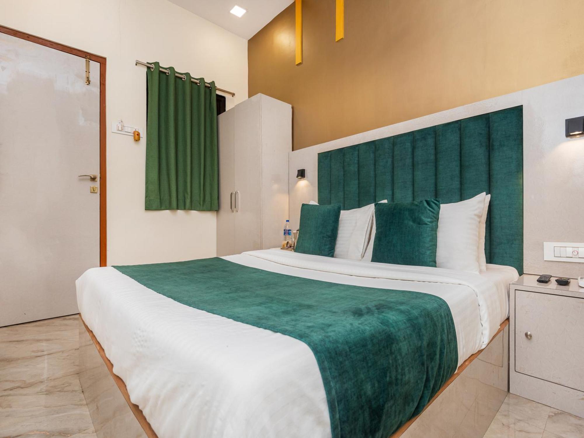 Hotel Priceless Suite Bombay Exhibition Centre Goregaon West Mumbai Exterior foto